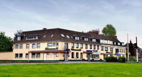 Отель Hotel Celina Niederrheinischer Hof  Крефелд